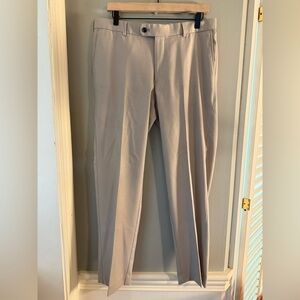 Peter Millar Tan Chinos Versatile Comfort